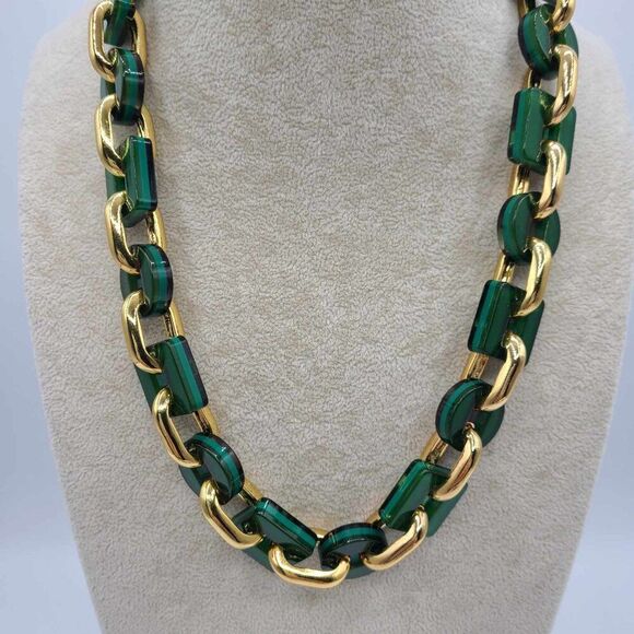 J Crew Lacquered Green Round & Square Gold Tone Link Necklace NWT! NEW! - Picture 6 of 8